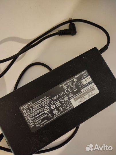 Адаптер блок питания зарядка телевизор v19.5 Sony