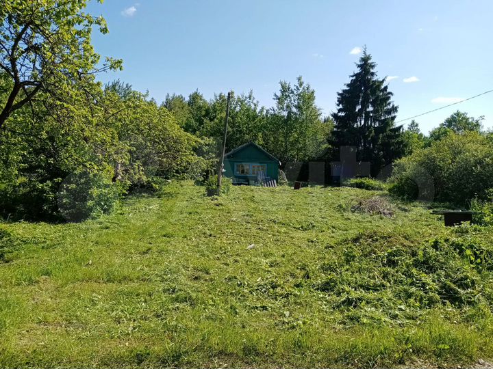 Дача 20 м² на участке 6 сот.