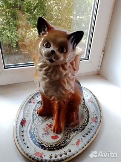 Керамическая статуэтка