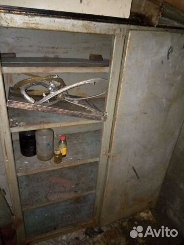 Железный сейф шкаф