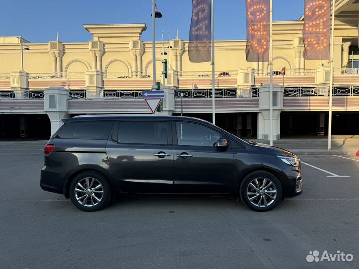 Kia Carnival 2.2 AT, 2020, 75 000 км