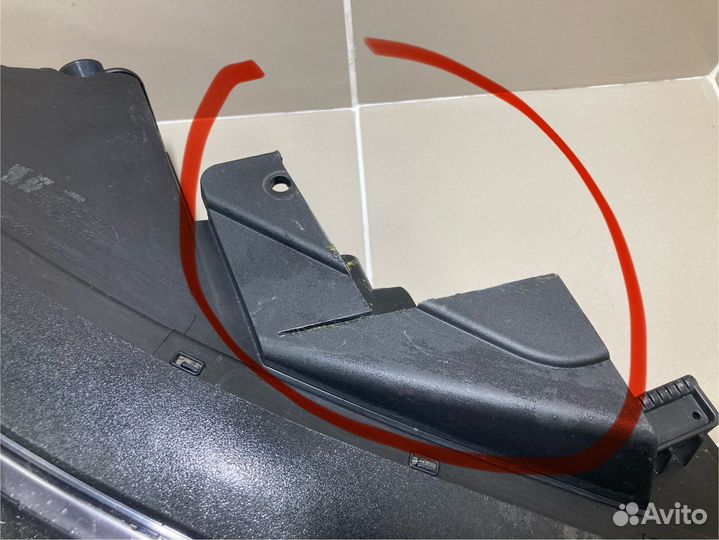 Фара прав галоген Hyundai Elantra 2018-2020 дефект