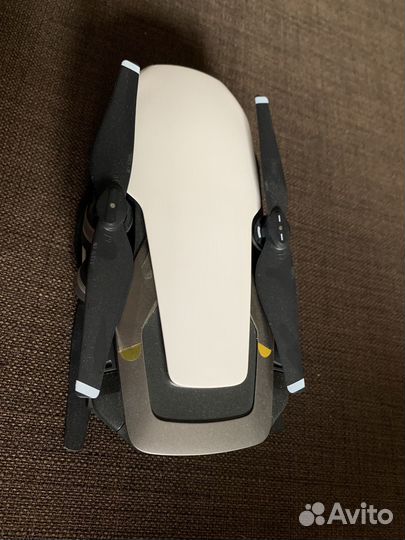 Квадрокоптер dji mavic air