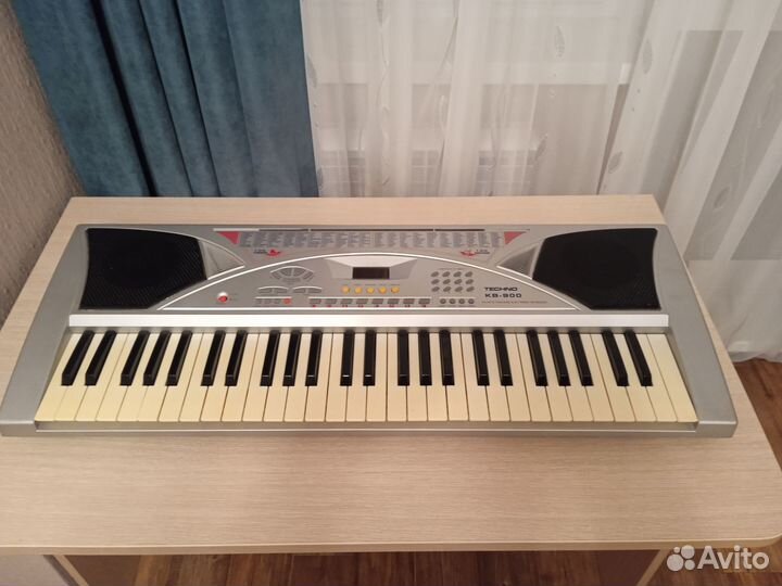 Синтезатор