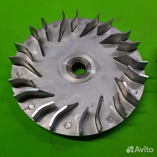 Неподвижный шкив вариатора Stels Hisun