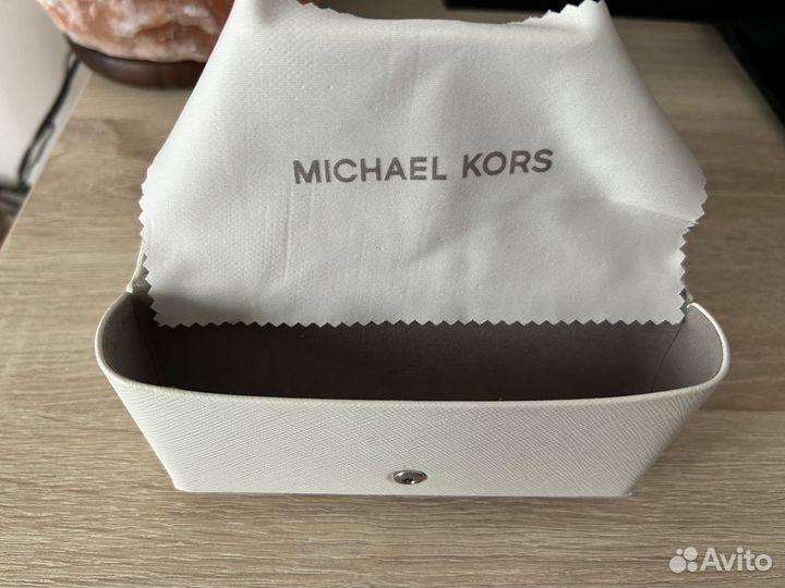 Футляр для очков Michael Kors