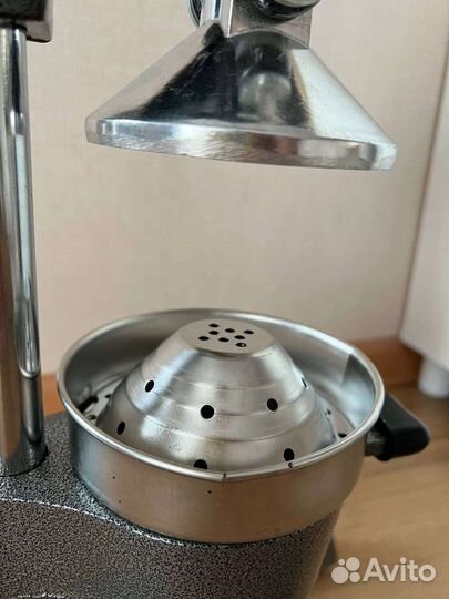 Профессиональная соковыжималка для цитрус, граната