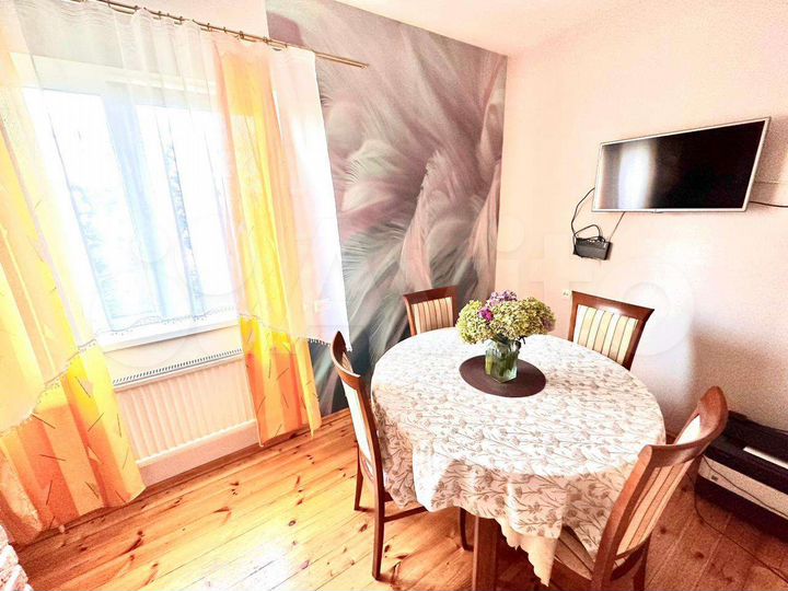 Дом 190 м² на участке 16 сот.