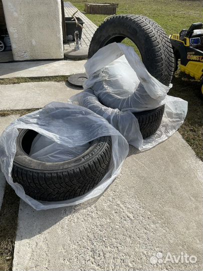 Michelin X-Ice Snow R16