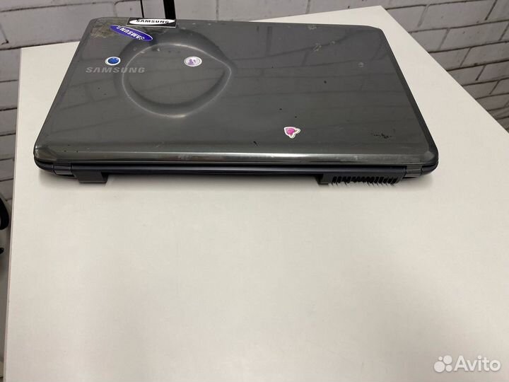 Надежный\Для работы\Ноутбук Samsung R525