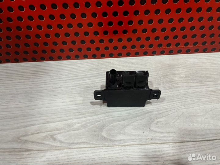 Реле вентилятора Bmw X6 F16 2018