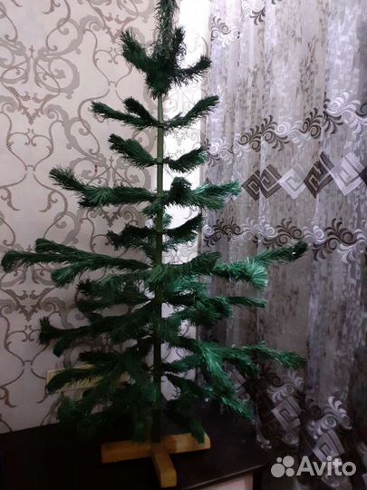 Ёлочка искусств. 1м35см (не китай)