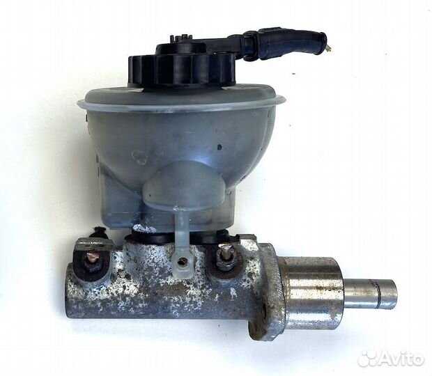 Цилиндр тормозной главный Шкода Фелиция 1996г 1.3л