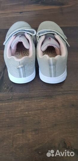 Кроссовки детские для девочки 22 размер