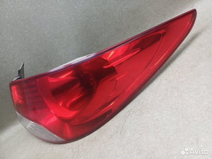 Фонарь задний правый Hyundai Solaris 1.6 G4FC MT
