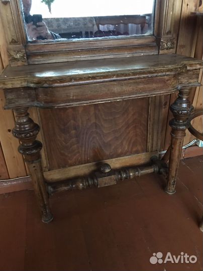 Антикварная мебель
