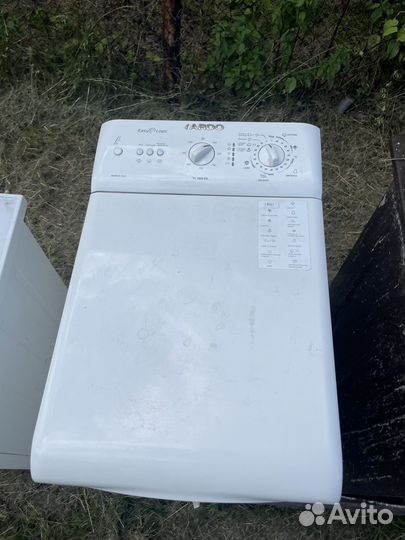 Машина с вертикальной загрузкой Whirlool Ardo