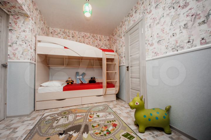 Дом 60 м² на участке 2 сот.