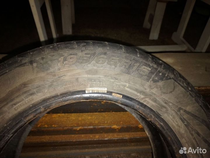 Viatti Strada Asimmetrico V-130 195/65 R15