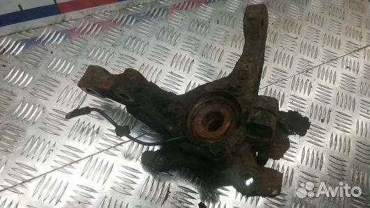 Ступица передняя правая opel astra H (UEA22N901)