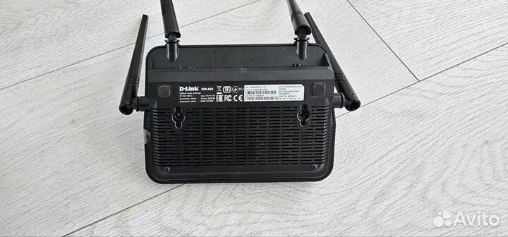 Роутер Mesh WiFi D-Link DIR-825/RU/I1A