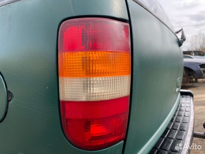 Задние фонари Chevrolet Blazer 2 S15