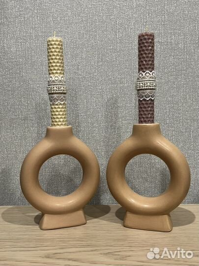 Свечи из вощины, подсвечники