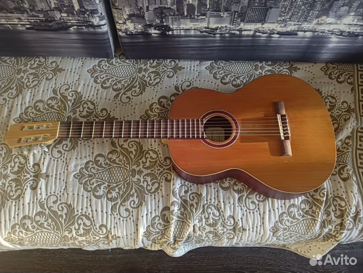 Концертная гитара kremona