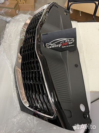 Решетка радиатора Kia Rio III 11-15 «черный хром»