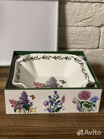 Салатник из фарфора, новый