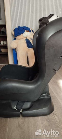 Автокресло (каркас, без чехла)