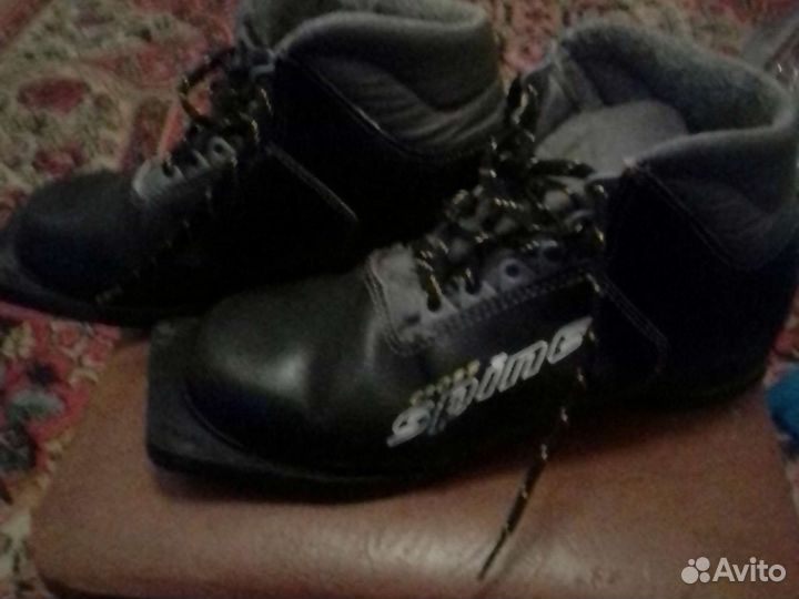 Лыжные ботинки 38 размер
