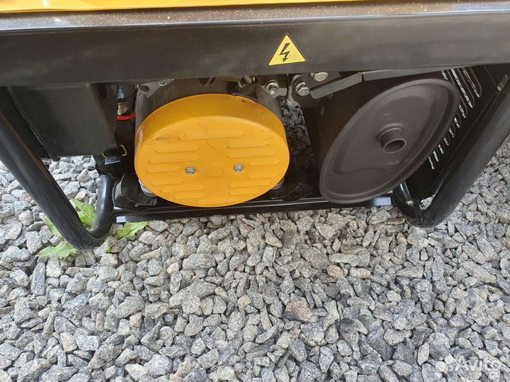 Генератор бензиновый бу