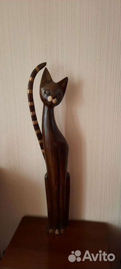 Кошки из дерева