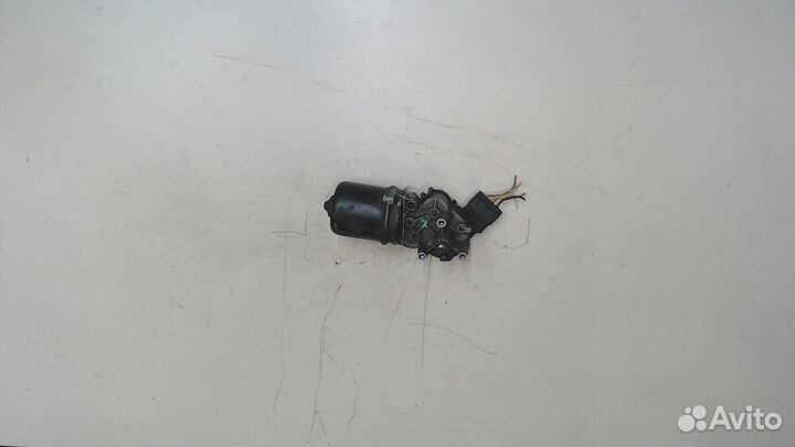 Двигатель стеклоочистителя передний Renault Twingo