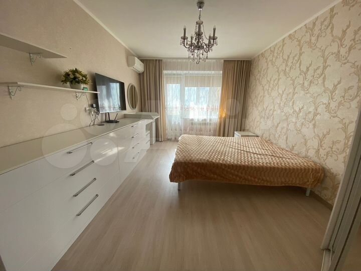 2-к. квартира, 64 м², 6/6 эт.