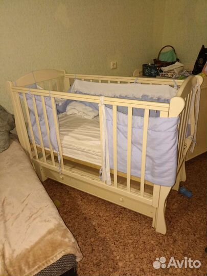 Кроватка детская