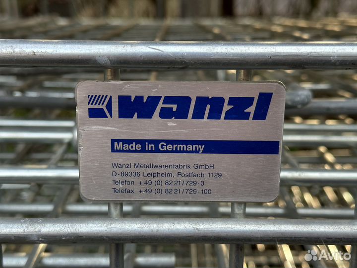 Корзина для выкладки товара Wanzl