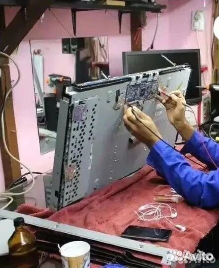 Ремонт телевизоров / Мастер по ремонту телевизоров