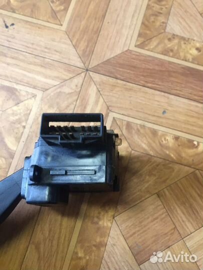 Переключатель стеклоочистителя Hyundai Tiburon