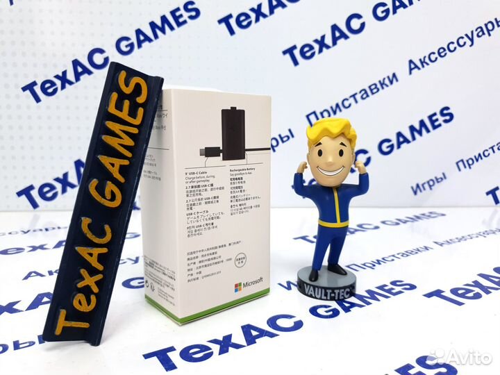 Набор Play & Charge Kit для Xbox Series SXW-00005