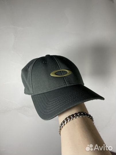 Оригинал Oakley кепка L-XL