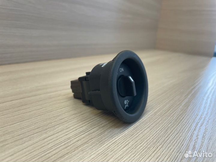 Выключатель подушки безопасности Renault Duster