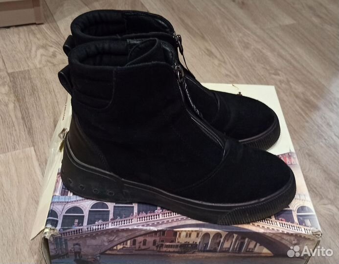 Ботинки женские демисезонные