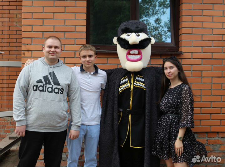 Поздравление от ростовой куклы Джигит