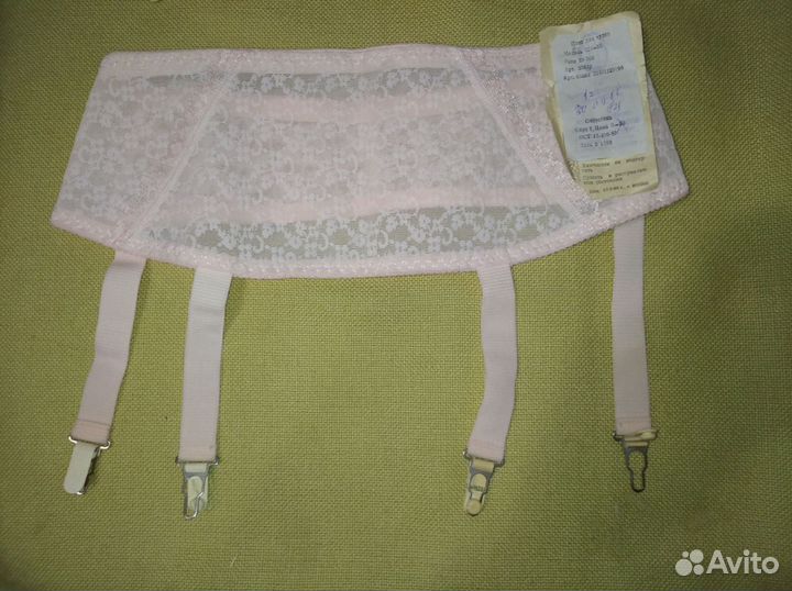 Винтажный пояс для чулок