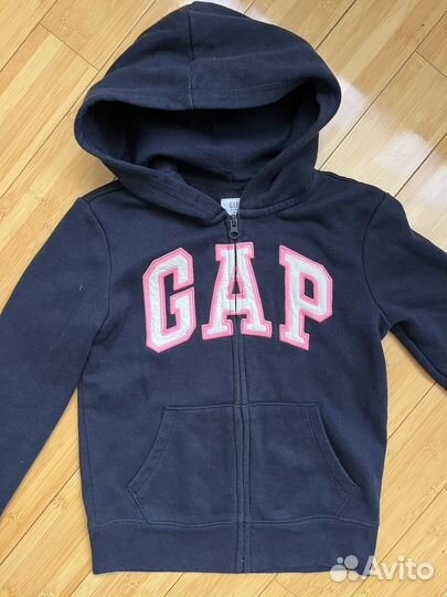 Спортиный костю Gap