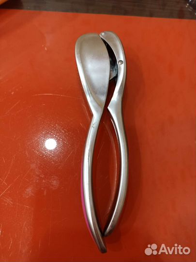 Чеснокодавилка