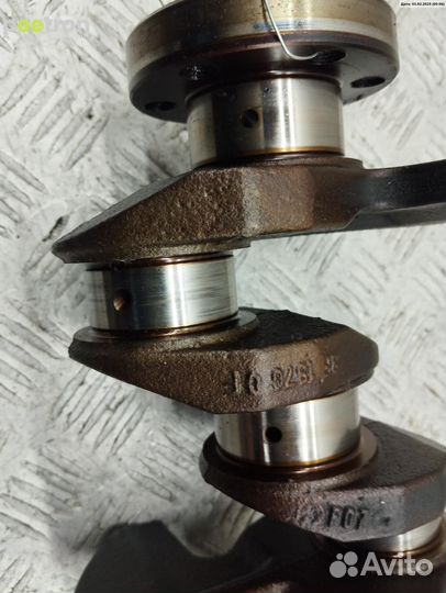 Б/У Б/У Коленвал не большие задиры, наличие