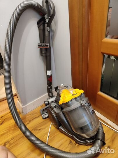 Пылесос Dyson DC 29 origin на запчасти
